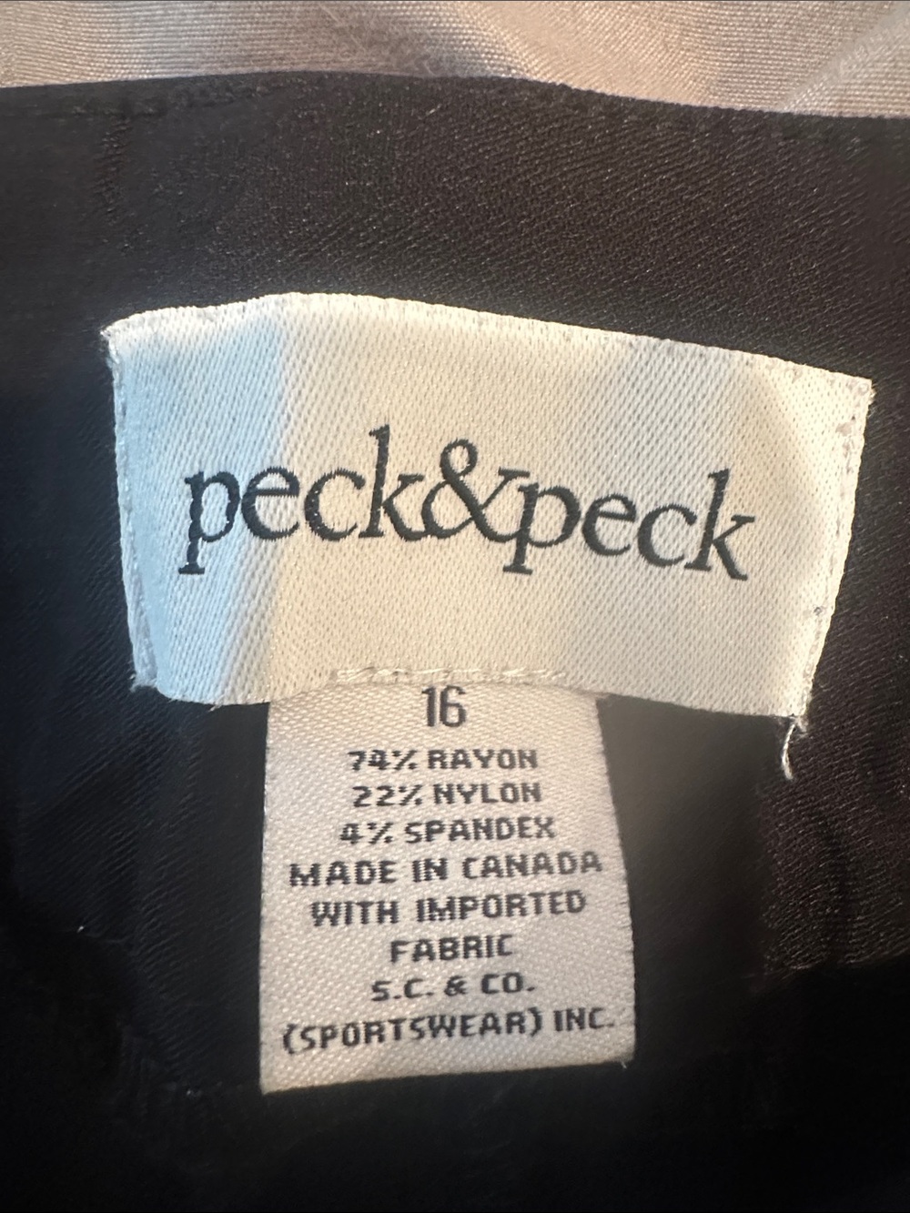 Peck & Peck Black, green, yellow and red Women's Dress Shorts - Picture 2 of 9